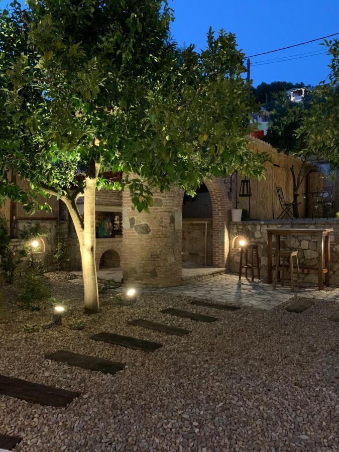 Esperides Parga Studios Экстерьер фото